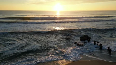 FIRST SUNRISE SURF OF 2023 動画素材 228822722