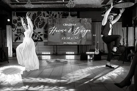 The first wedding dance of the bride and groom Stock Photos
