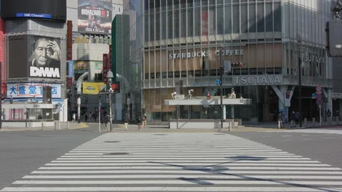 First weekend after emergency declaration of Tokyo Covid-19 crossing Stock Footage 128162751