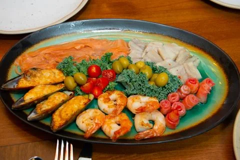 Fish and vegetable salad Foto stock