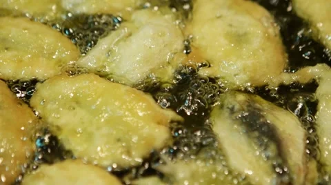 Fish in fry pan Stock-Footage 55829811