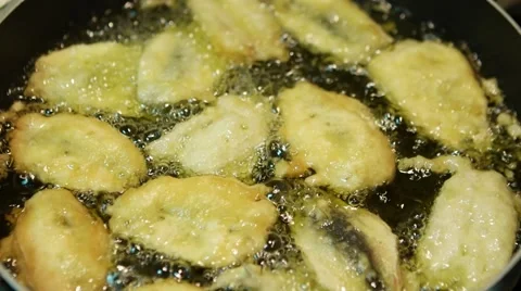 Fish in fry pan Stock Footage 55832066