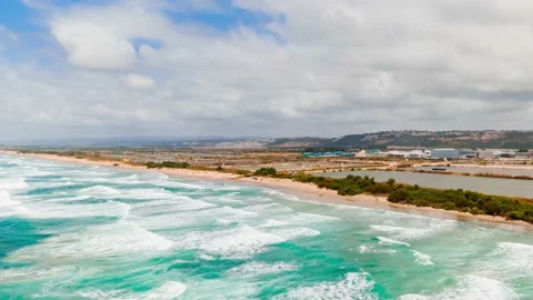 Fish pools Stockbeeldmateriaal 131015520