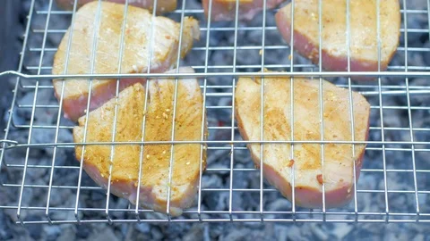 Fish steak bbq Video stock 112431170