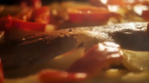 Fish with vegetables in the oven Video stock 152907734
