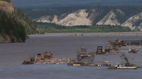 Fish Wheels in Alaskan Copper River - tele 1 Stock Footage 21701155