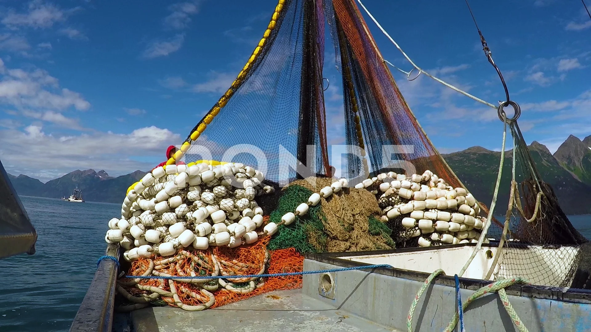 Fisherman arranging the fishing net on t, Stock Video