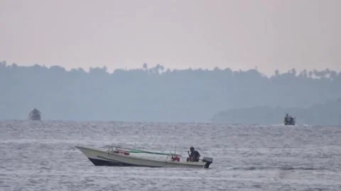 Fisherman Boat2 Video stock 209886258