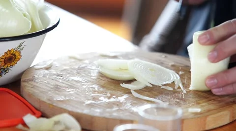 A fisherman chopped vegetables. Video stock 44671900