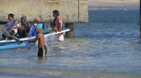 Fisherman throws net Stock Footage 55455788