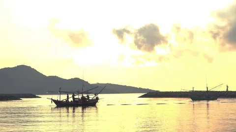 Fisherman working at sunset Stock Footage 75953082
