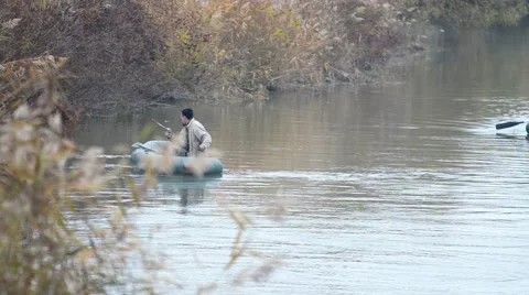 Fishermen in a boat Video stock 43800675