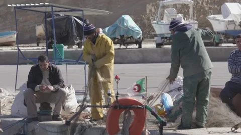 Fishermen in the city of Tlemcen Video stock 147691622