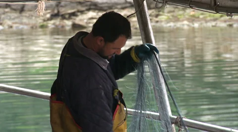 Fishermen cleaning nets 10 Stock-Footage 31280225