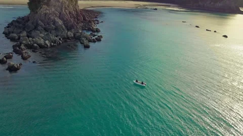Fishermen trying their luck in the Coromandel, New Zealand 動画素材 132626515