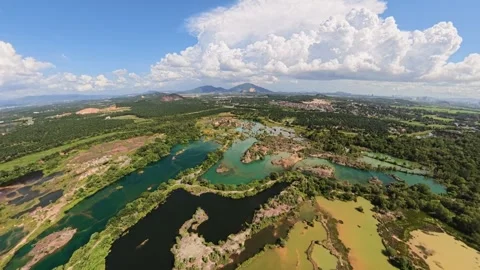 Fisheye Aerial Drone Panoramic View Over Emerald Lakes Vídeos de archivo 344826304