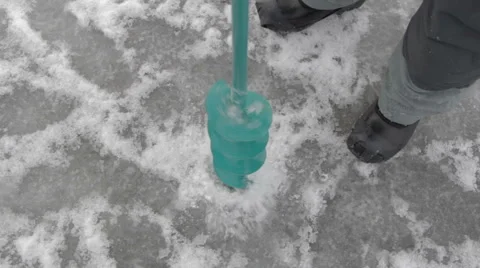 Fishing auger bore hole 库存影片 45238293