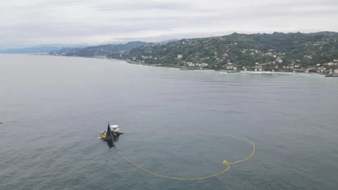 Fishing in the Black Sea Vídeo Stock 334672046