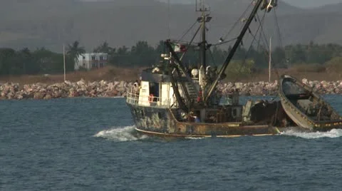 Fishing boat 1 動画素材 10973215