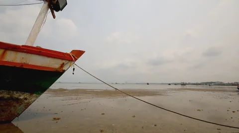 Fishing boat on the beach Video stock 48550614