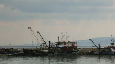 Fishing boat 스톡 동영상 824189