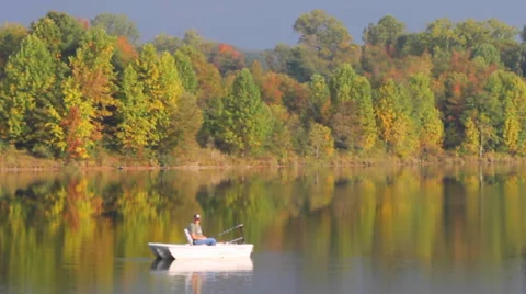 Fishing Boat Vídeos de archivo 36134523