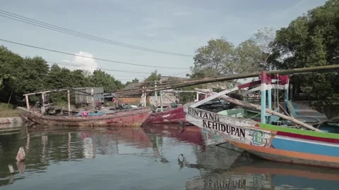 Fishing boat Stock Footage 194662082