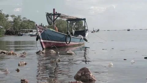 Fishing boat Stock Footage 194662430