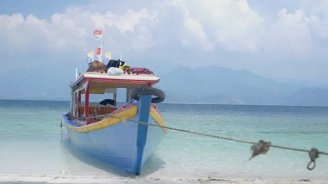 Fishing boat 動画素材 273443596