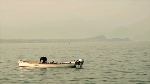 Fishing boat on the lake Stock-Footage 107908064