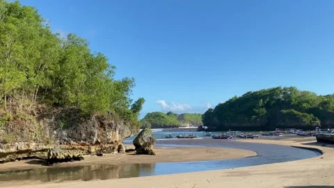 Fishing Boat Route from River to the Open Sea Vídeo Stock 335220899