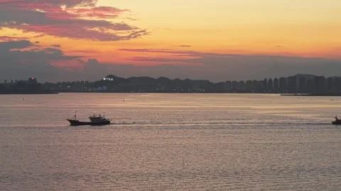 Fishing boat in sunset Video stock 316832308