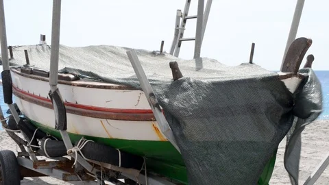 A fishing boat on the trolley Video stock 107529613