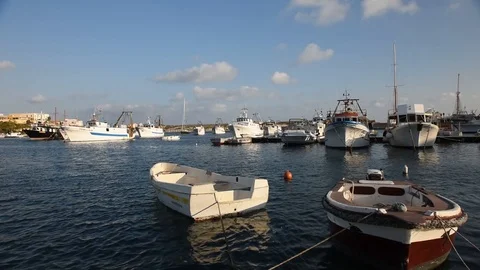 Fishing boats1  스톡 동영상 104244005