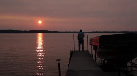 Fishing at sunset Video stock 34695528