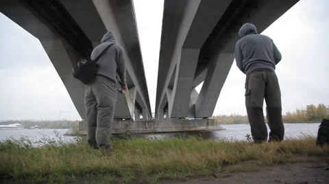 Fishing under the bridge Video stock 48900683