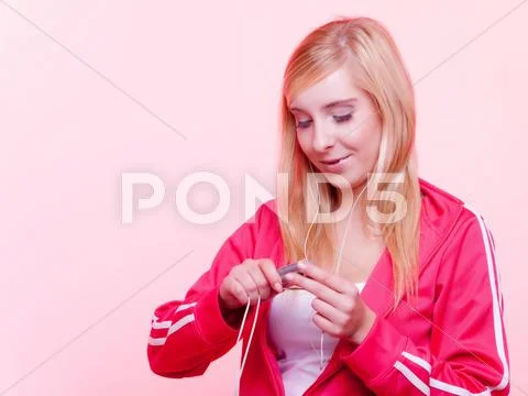 Fitness woman listen music mp3 relax gym Stock Photos