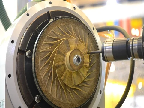 Five-axis machine for the processing of basic parts high speeds during milling Video stock 84773930