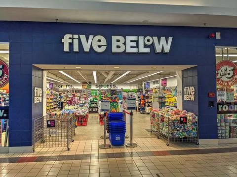 Five Below discount bargain hunter retail store, shopping mall Stock Photos