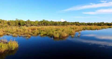 Five connective Lakes Stockbeeldmateriaal 211288311
