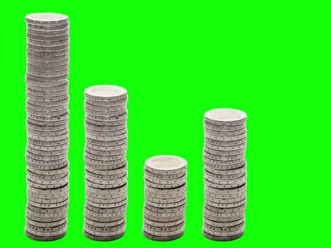 Five stacks of coins that go down, rise and down again -  Chroma Key. Stock Footage 72489032