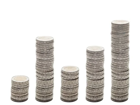 Five stacks of coins rise, fall and rise again - Stop Motion. Stock Footage 72436867