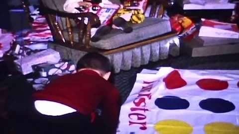 Five year old boy plays twister Video stock 83333374