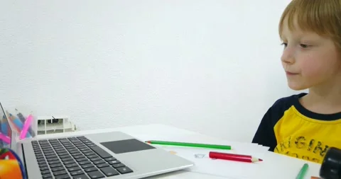 Five years old boy with tablet and drawing tools. Stock Footage 135764806