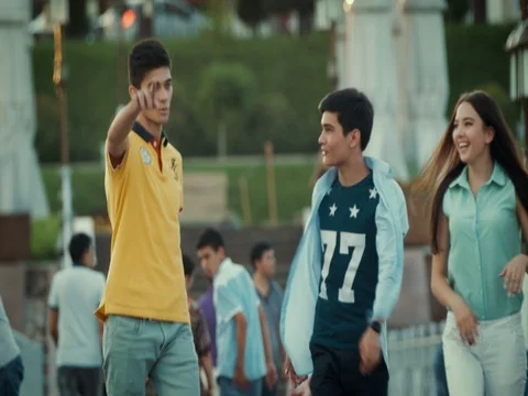 Five young people are having fun on the bridge Video stock 79590067