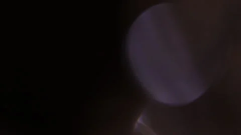 Fixed, bright blue bokeh from the right side of the frame Stockbeeldmateriaal 309289908