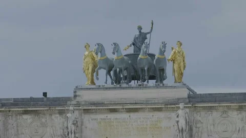 Fixed shot on the quadriga above the Arc de Triomphe in Paris, France. Stock Footage 194787548