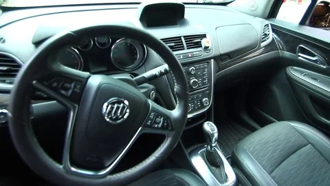 A fixed view from left to right of the cars dashboard. Video stock 80070910