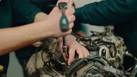 Fixing a Car Gearbox Vídeos de archivo 76991510