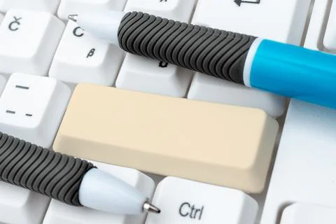 Fixing Coding String Arrangement, Typing Program Glitch Fix Codes, Global Foto stock